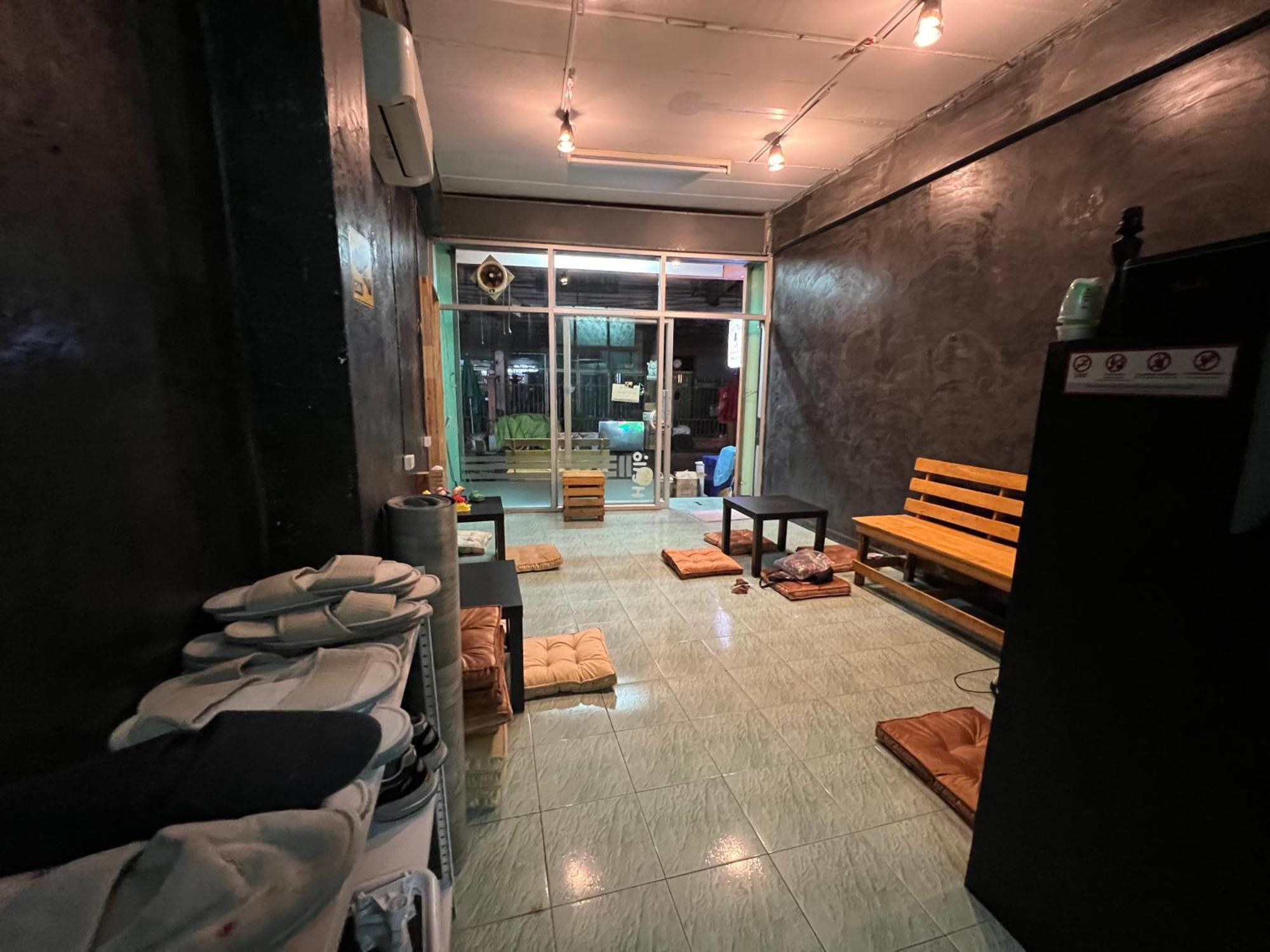 Hostel Strays Bangkok